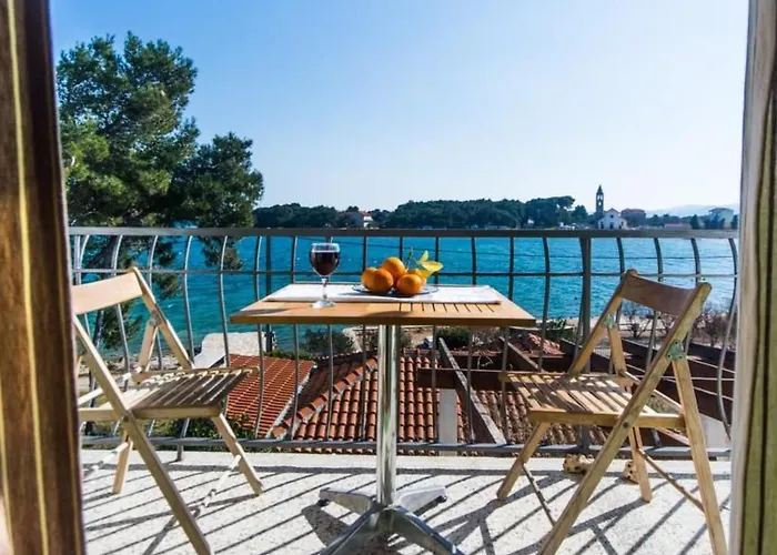 Appartement Mit Herrlichem Meerblick By Interhome *