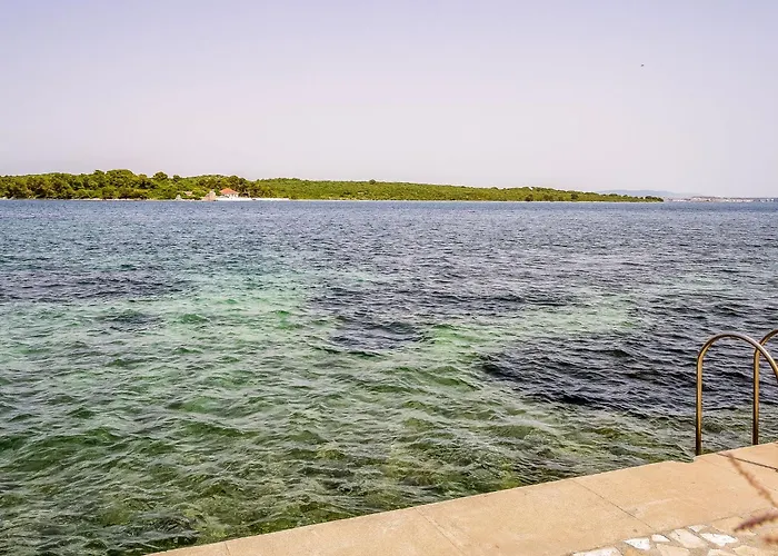 Lägenhet Mit Herrlichem Meerblick By Interhome Pašman